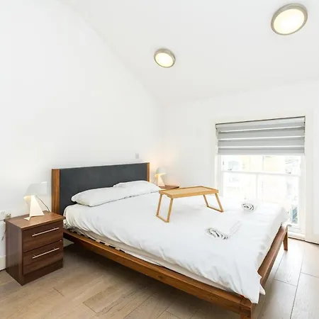 Cozy 2 Bedroom / Earls Court / Balcony Londres Exterior foto