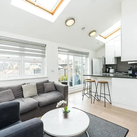 Cozy 2 Bedroom / Earls Court / Balcony Londres Exterior foto