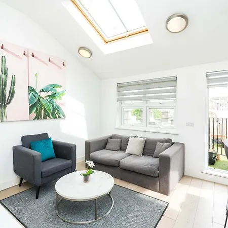Cozy 2 Bedroom / Earls Court / Balcony Londres Exterior foto